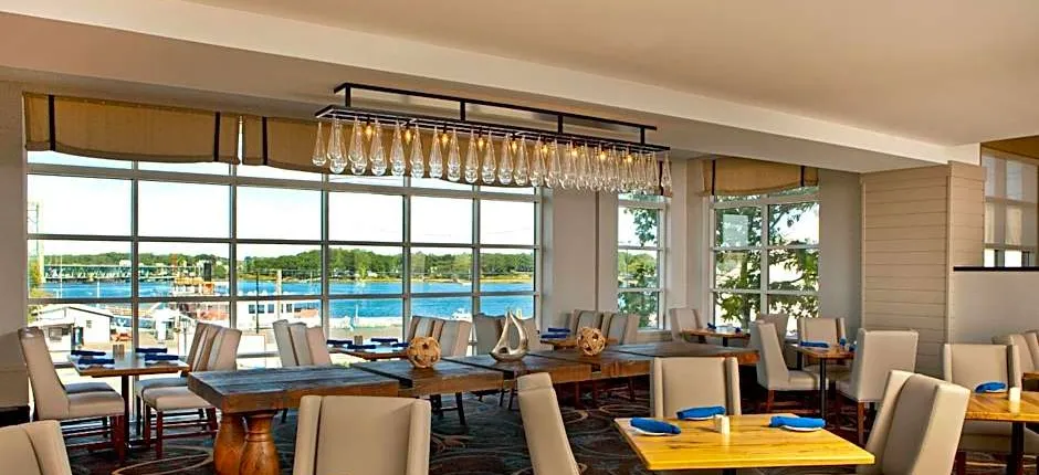 Sheraton Portsmouth Harborside Hotel