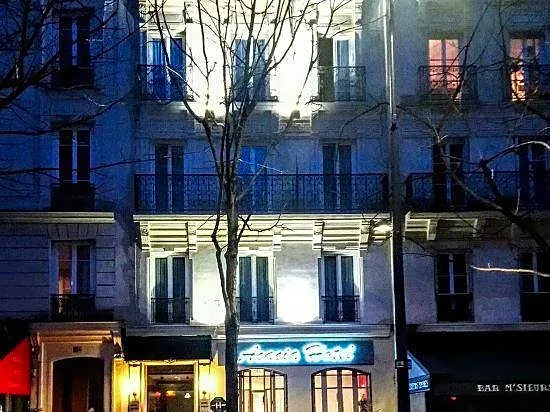 Acacia Hotel
