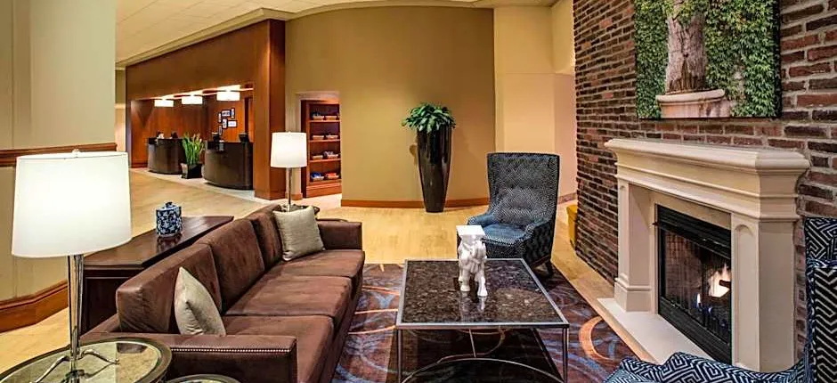 The Plaza Hotel Columbus at Capital Square