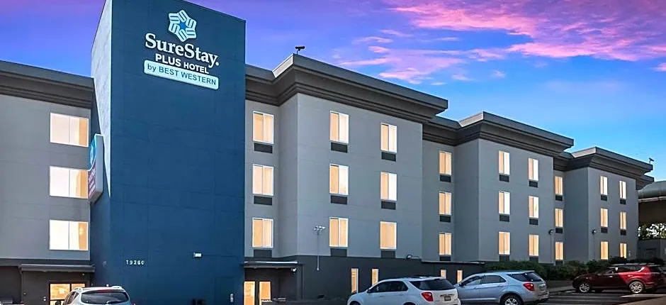 SureStay Plus Hotel by Best Western SeaTac Airport