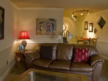 Bond Hotel & Extended Stay