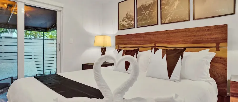 RA Suites by DesignedVR