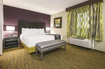 La Quinta Inn & Suites Laredo Airport