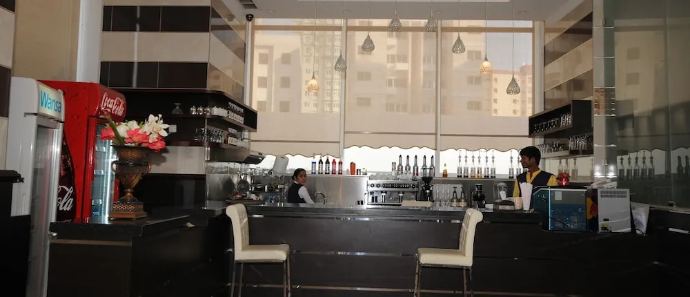 Al Muhanna Plaza Hotel