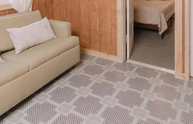 OAK Knoll Unit 9 #2407