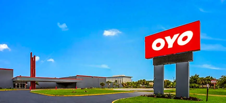 OYO Hotel Orlando Airport
