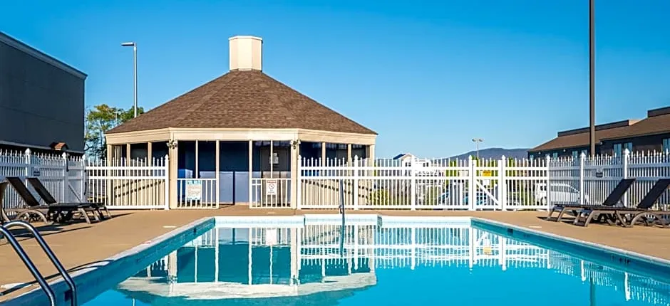 Clarion Pointe Harrisonburg