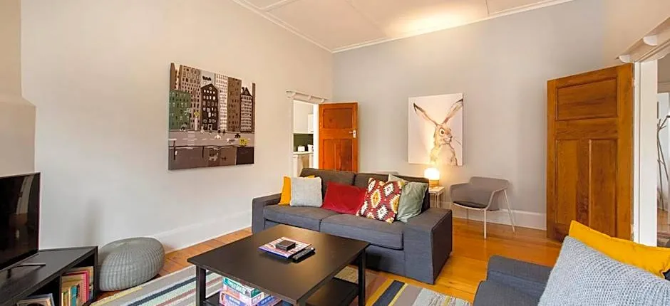 BRIGHTON HAVEN a self-contained modern bungalow