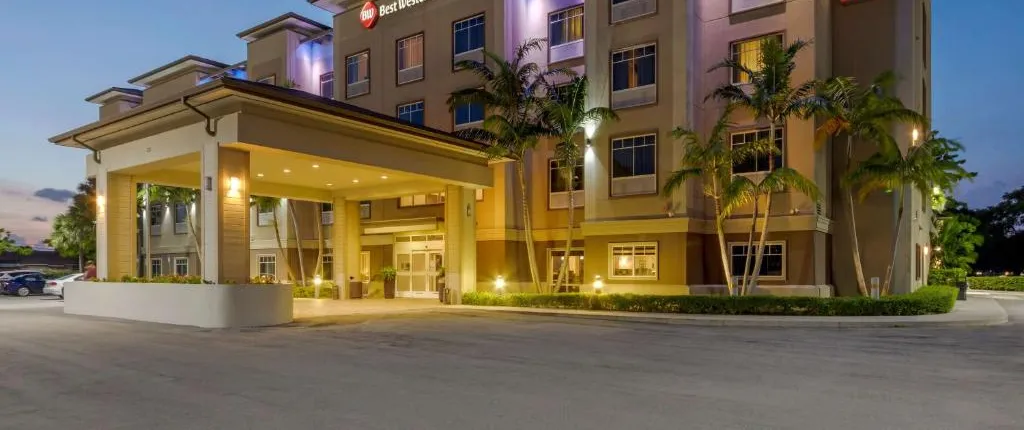 Best Western Plus Miami Airport North Hotel & Suites