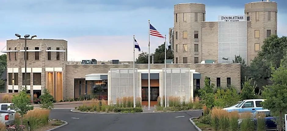 DoubleTree By Hilton Denver Thornton