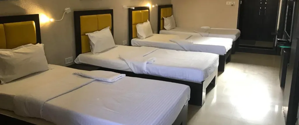 Super Townhouse Dewas City formerly Utsav