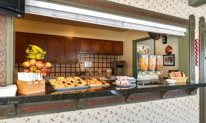 Svendsgaards Danish Lodge Americas Best Value Inn