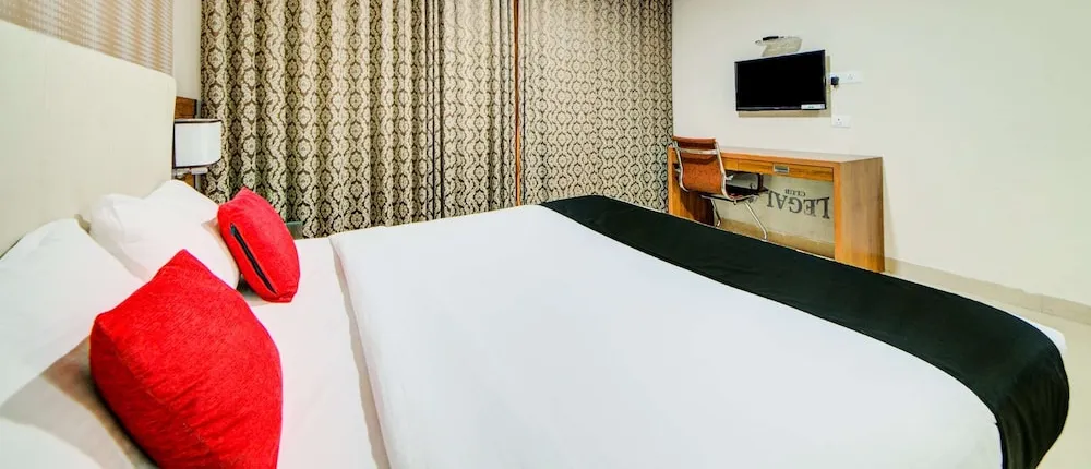 Capital O 23502 Hotel Millennium Grand