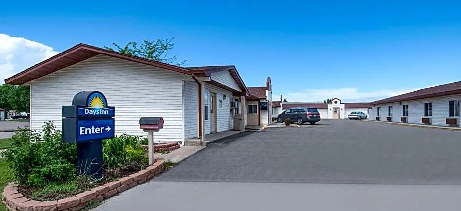 Days Inn by Wyndham Jamestown
