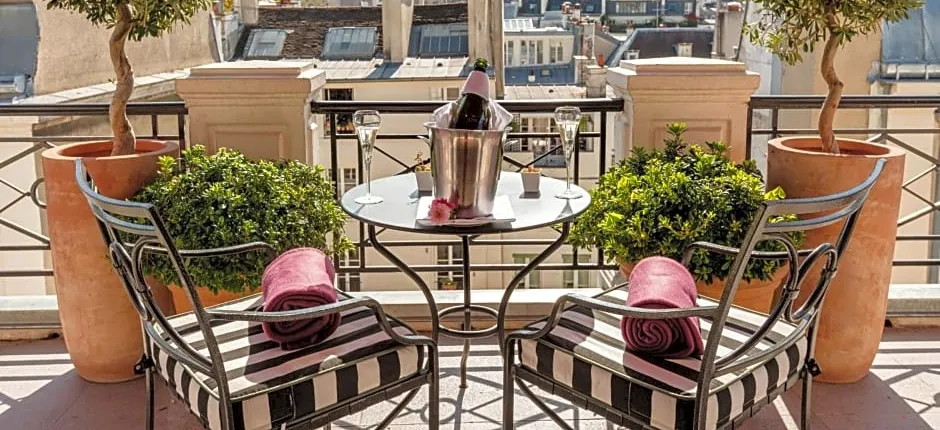 L'Hotel