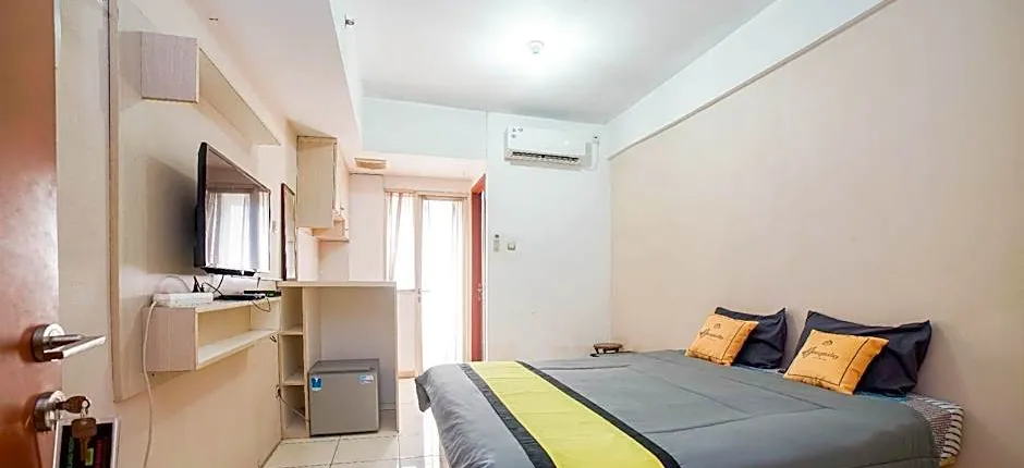 Green Lake View Ciputat by My Hospitality