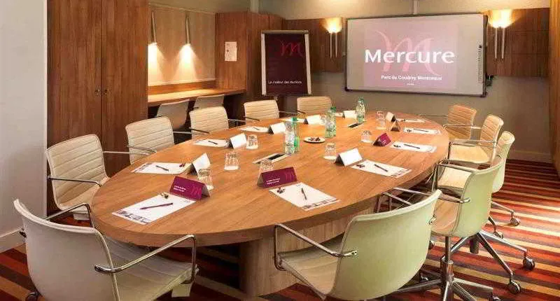 Mercure Parc Du Coudray Demeures De Campagne