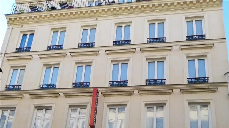 Sacha Hotel