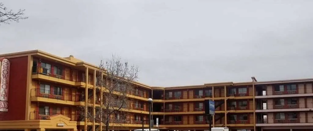 Howard Johnson by Wyndham Reno Downtown