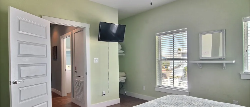 Oyster 3 Bedroom Townhouse