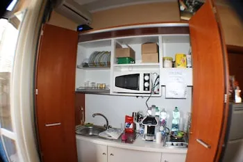 Lam Guest House, Rome