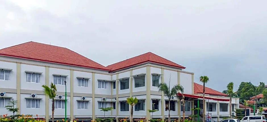 RedDoorz Plus Near Jatinangor Town Square 2