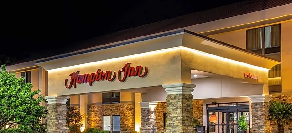 Hampton Inn By Hilton Adel