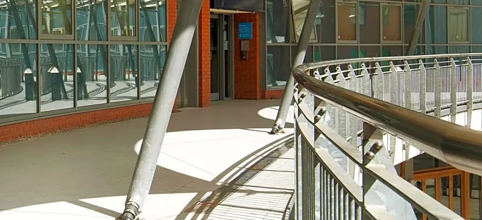 Travelodge Birmingham Central Broadway Plaza