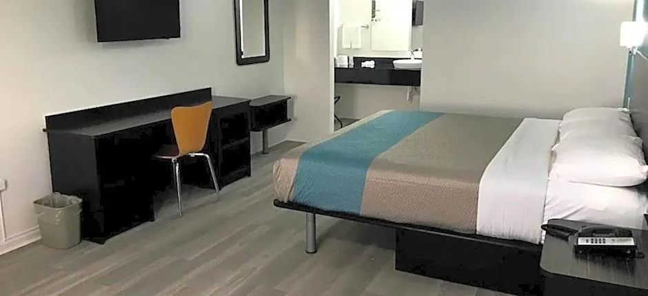 Motel 6-Metropolis, IL