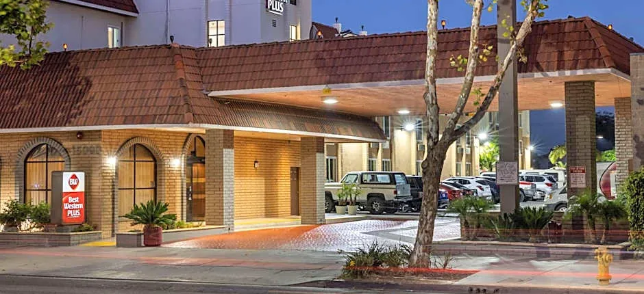 Best Western Plus South Bay Hotel