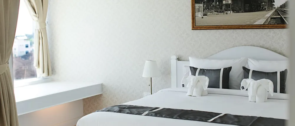 B2 Hua Hin Premier Hotel
