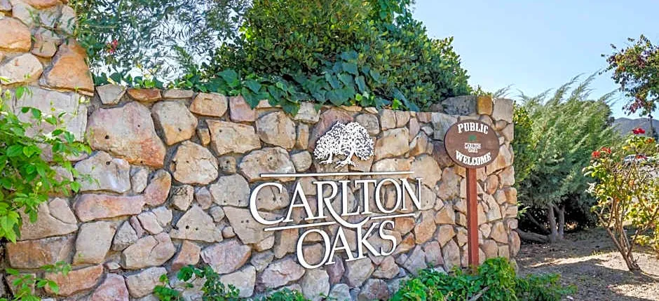 Carlton Oaks Lodge, an Ascend Collection Hotel