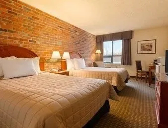 Travelodge North Bay Lakeshore