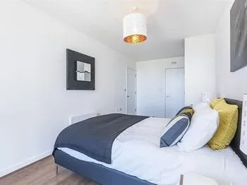 Grand Rooms & Apartments