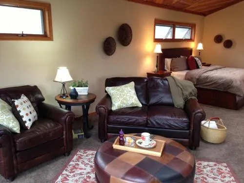 Swan Hill Bed & Breakfast, Polson