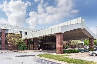 Ramada Bettendorf