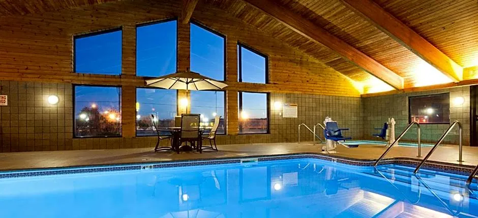 AmericInn by Wyndham Eau Claire