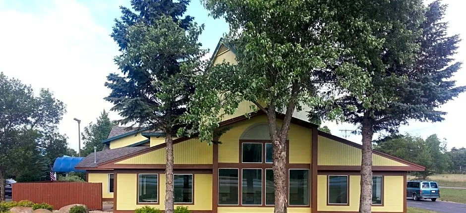 Nisswa Inn and Suites