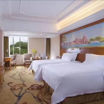 Vienna International Hotel