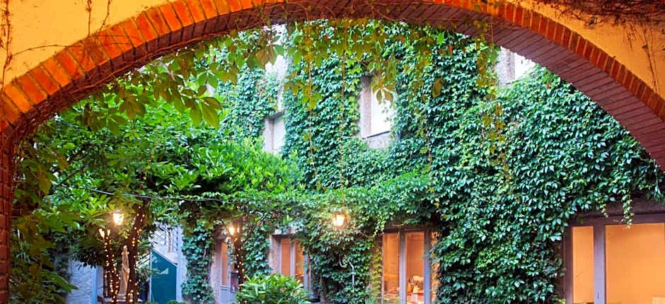 Hotel Jardí Apartaments