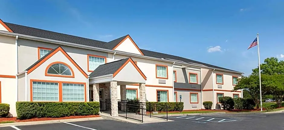 Microtel Inn & Suites by Wyndham Columbia Two Notch Rd Area