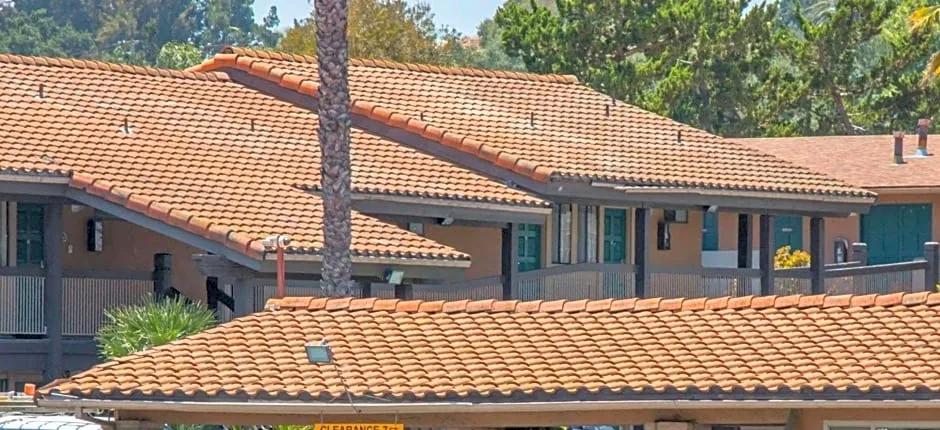 Rodeway Inn Fallbrook Downtown