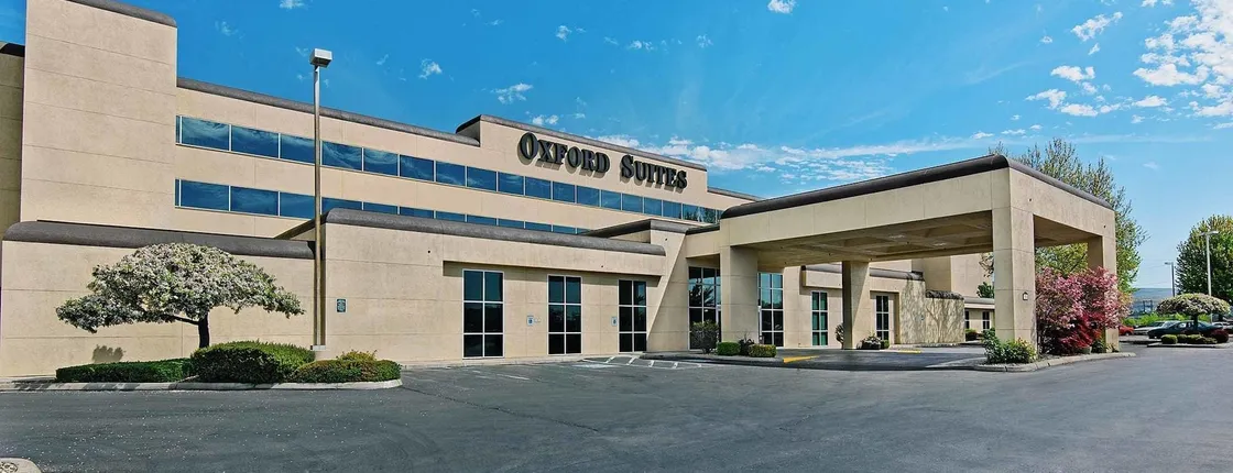 Oxford Suites Yakima