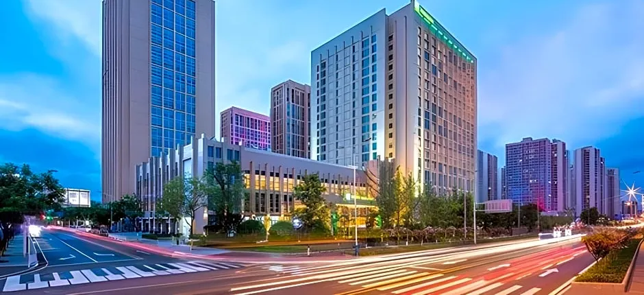 Holiday Inn Chongqing University Town By IHG