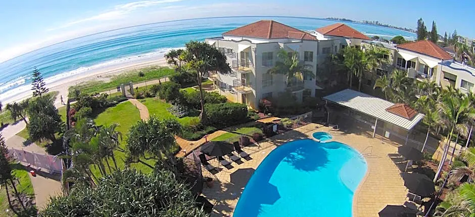 Golden Riviera Absolute Beachfront Resort