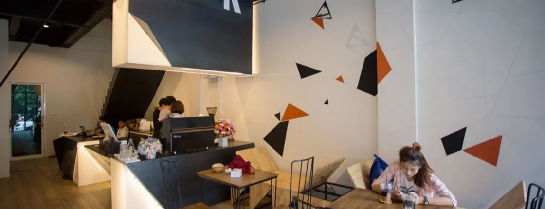 Rest Up Hiptell & Cafe by SBiz - Hostel