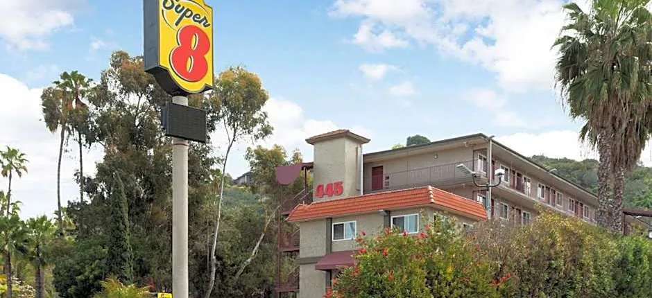 Super 8 by Wyndham San Diego Hotel Circle
