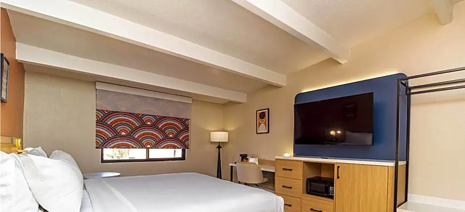 Ramada by Wyndham Davenport Orlando South