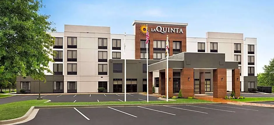 La Quinta Inn & Suites by Wyndham Newark - Elkton