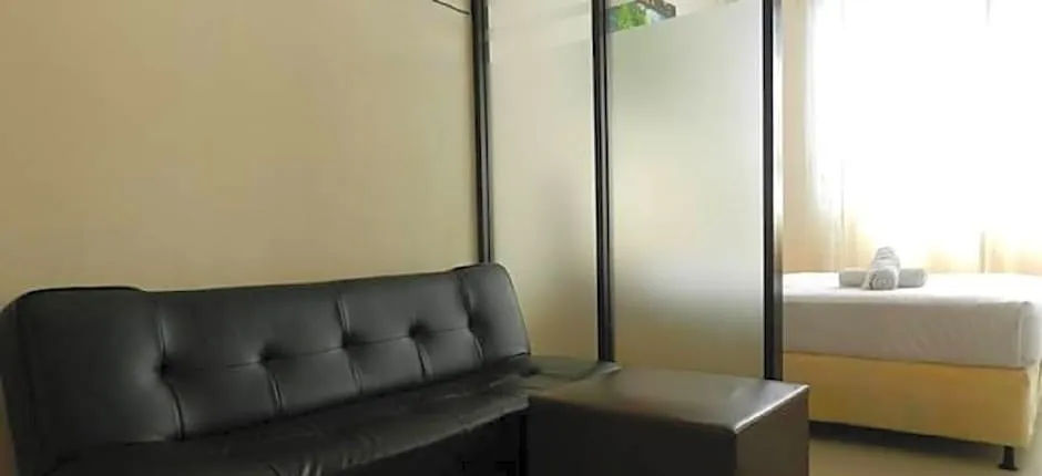 S 8 Suardana Hotel